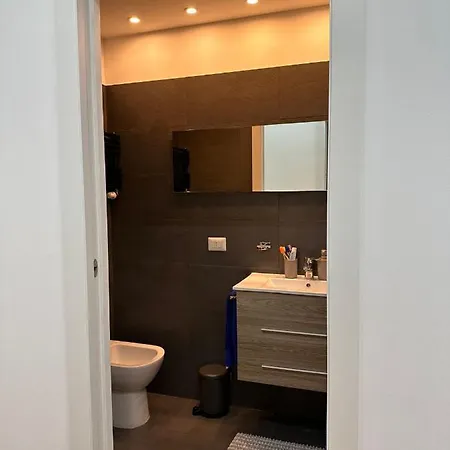 Bocconi Igi White Apartamento
