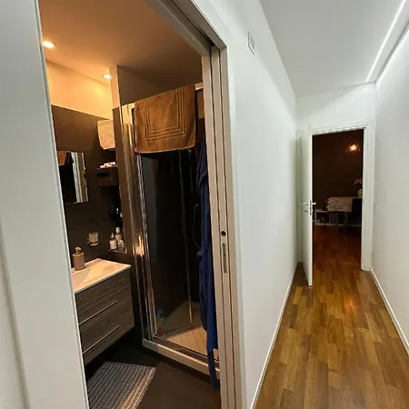 Bocconi Igi White Apartamento