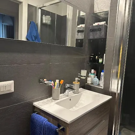 Bocconi Igi White Apartamento